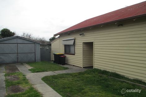 Property photo of 13 Ash Grove Springvale VIC 3171