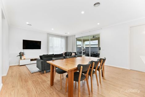 Property photo of 6 Brolga Street Clyde North VIC 3978