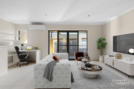 Property photo of 24/8 The Crossing Caroline Springs VIC 3023