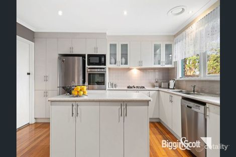 Property photo of 14 Ryall Court Doncaster VIC 3108