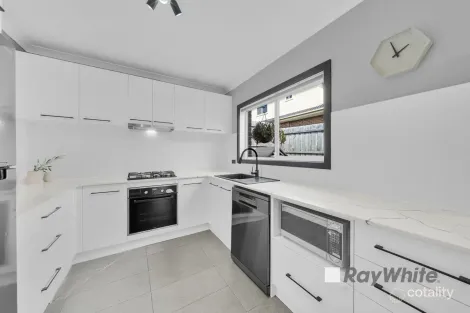 Property photo of 6A Brunnings Road Carrum Downs VIC 3201