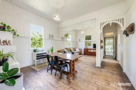 204 Fallons Rocks Rd, Calavos, QLD 4670