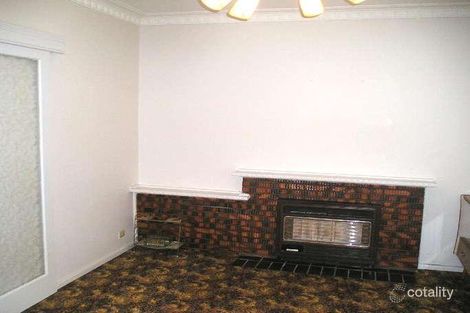 Property photo of 4 Dole Avenue Reservoir VIC 3073