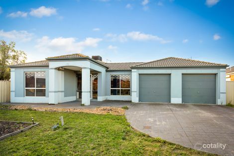 Property photo of 15 Sapphire Crescent Pakenham VIC 3810