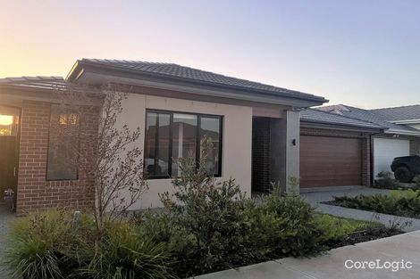 Property photo of 4 Woodlet Way Donnybrook VIC 3064