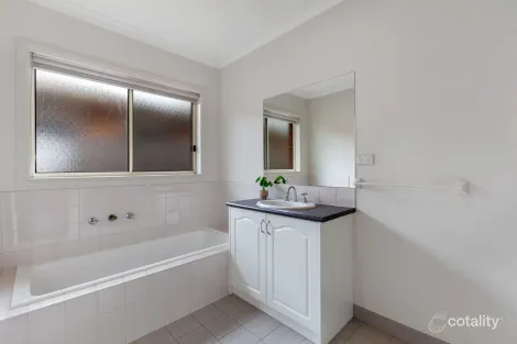 Property photo of 21 Ferguson Street Broadford VIC 3658