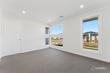 Property photo of 16 Riviera Drive Mount Barker SA 5251