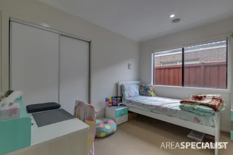 Property photo of 30 Gardener Drive Point Cook VIC 3030