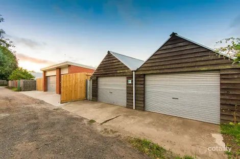 Property photo of 21 Aberdeen Street Newtown VIC 3220