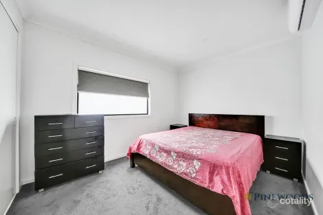 Property photo of 12 Doolan Street Wollert VIC 3750