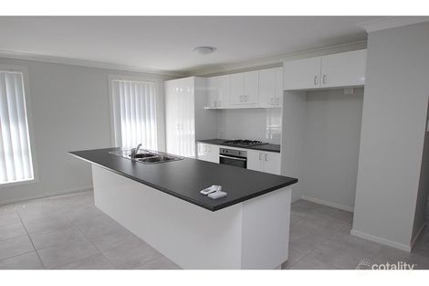 Property photo of 19 Sandcastle Street Fern Bay NSW 2295