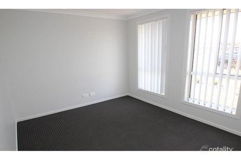 Property photo of 19 Sandcastle Street Fern Bay NSW 2295