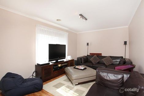 Property photo of 21 Netherton Place Caroline Springs VIC 3023