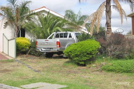 Property photo of 24 Andrea Court Taylors Lakes VIC 3038