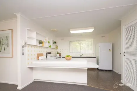 Property photo of 11 Ahern Road Pakenham VIC 3810