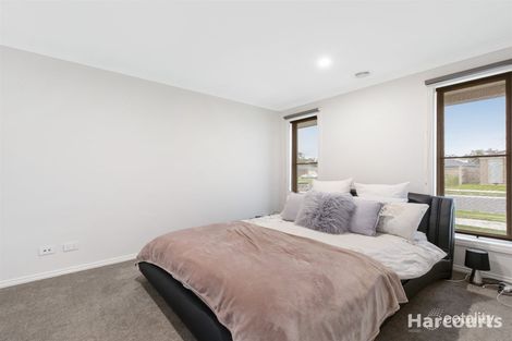 Property photo of 15 Rufous Street Longwarry VIC 3816