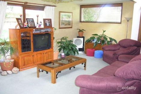 Property photo of 5 Poplar Grove Langwarrin VIC 3910