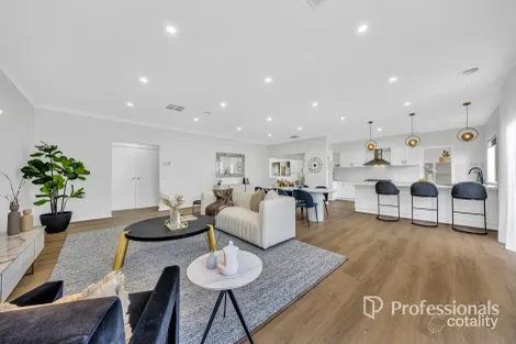 Property photo of 32 Hanworth Avenue Williams Landing VIC 3027