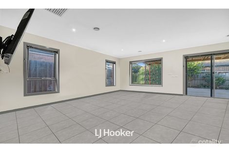 Property photo of 14 Dedina Walk Dandenong VIC 3175