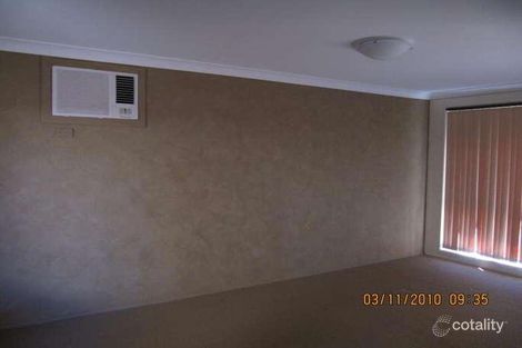 Property photo of 1 Condello Crescent Edensor Park NSW 2176