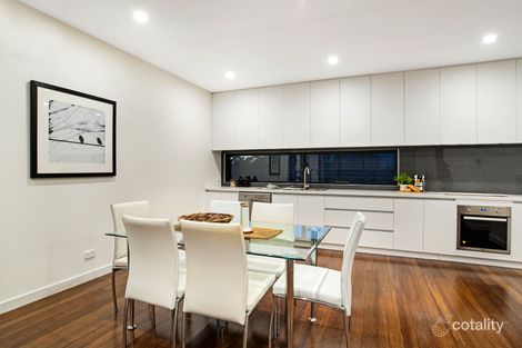 Property photo of 17 Railway Parade Northcote VIC 3070