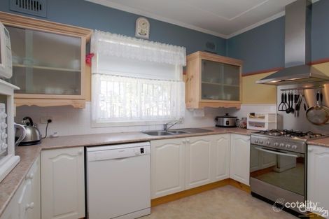 Property photo of 2 Roberts Street Charlestown NSW 2290