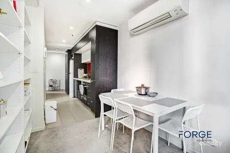 Property photo of 608/8 Sutherland Street Melbourne VIC 3000