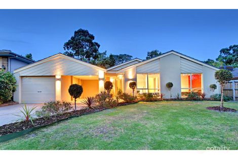 10 Dewpond Walk, Croydon South, VIC 3136