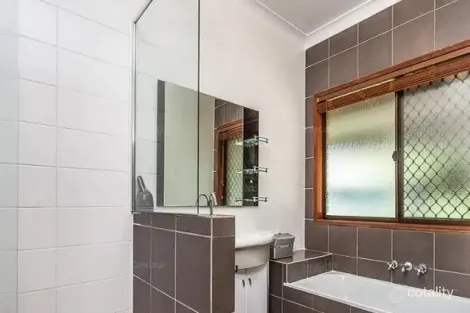 Property photo of 34 Palmridge Court Deception Bay QLD 4508