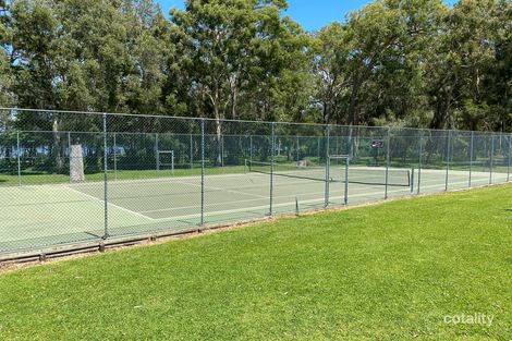Property photo of 215 Cams Boulevard Summerland Point NSW 2259