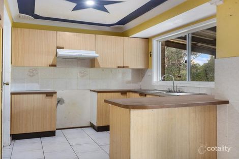 Property photo of 127 Helicia Road Macquarie Fields NSW 2564