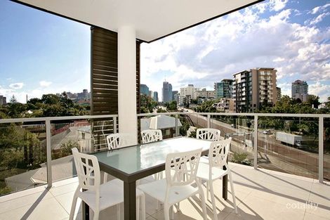 Property photo of 10/24 Rawlins Street Kangaroo Point QLD 4169