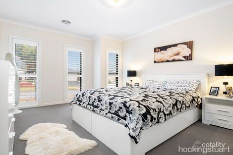 Property photo of 7 Jasper Way Cobblebank VIC 3338