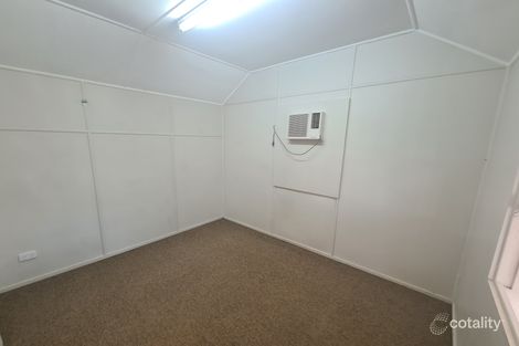 Property photo of 2 Tram Street Towers Hill QLD 4820
