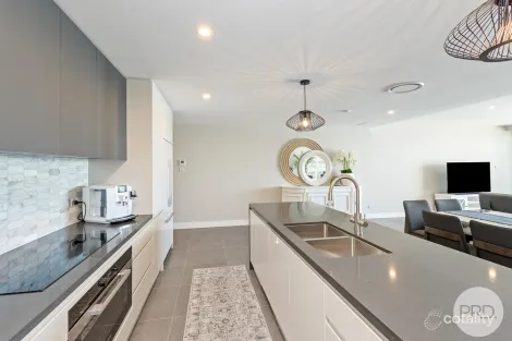 Property photo of 6/143 Soldiers Point Road Soldiers Point NSW 2317