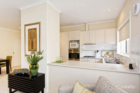 Property photo of 19 Dunstan Street Macleod VIC 3085