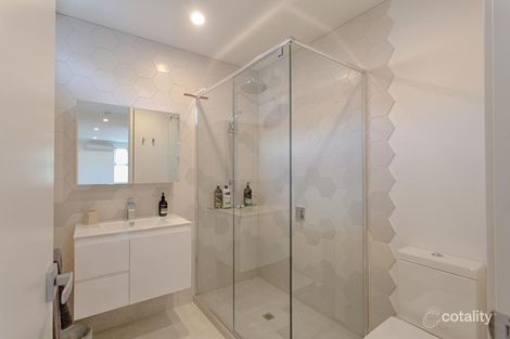 Property photo of 202/118 Brighton Road Ripponlea VIC 3185