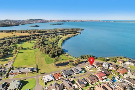 Property photo of 11 Murra Murra Road Kanahooka NSW 2530