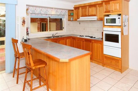 Property photo of 51 Allwyn Crescent Mill Park VIC 3082