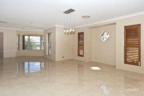 Property photo of 2 Saba Court Middle Ridge QLD 4350