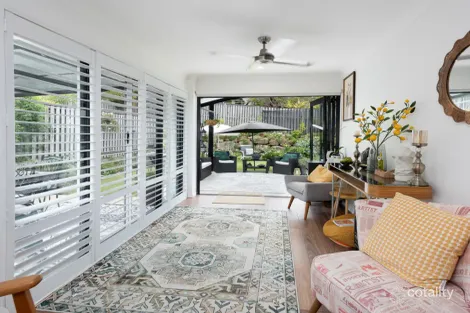 Property photo of 58 Wunburra Circle Pacific Pines QLD 4211