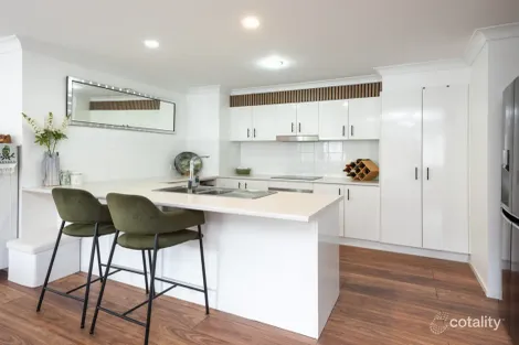 Property photo of 58 Wunburra Circle Pacific Pines QLD 4211