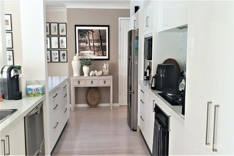 Property photo of 4 Hera Place Winston Hills NSW 2153