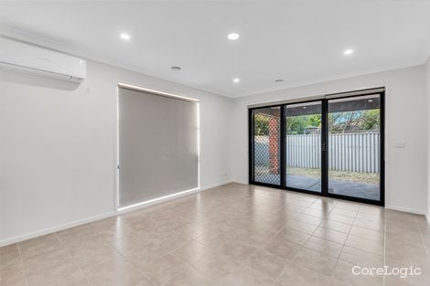 Property photo of 6 Tyndall Street Cranbourne East VIC 3977