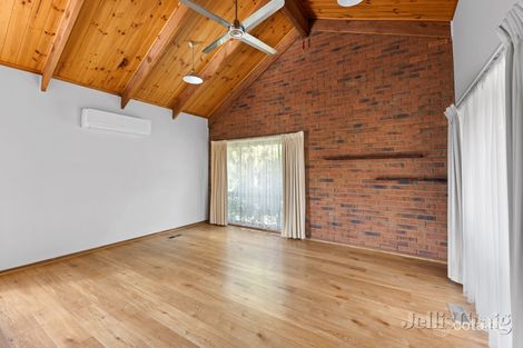 Property photo of 2/4 Skye Street Macleod VIC 3085
