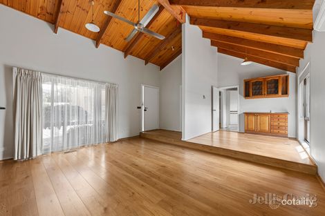 Property photo of 2/4 Skye Street Macleod VIC 3085