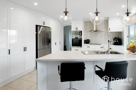 Property photo of 19 Lucy Drive Edens Landing QLD 4207