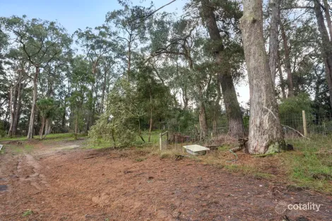 Property photo of 35 Paratoo Road Stirling SA 5152