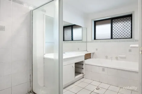 Property photo of 3 Burkhart Place Minto NSW 2566