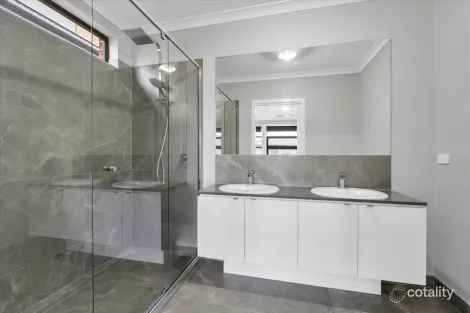 Property photo of 14 Rabbit Crescent Werribee VIC 3030